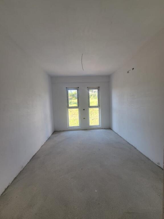 Paskuqan Shitet Apartament 2+1+2