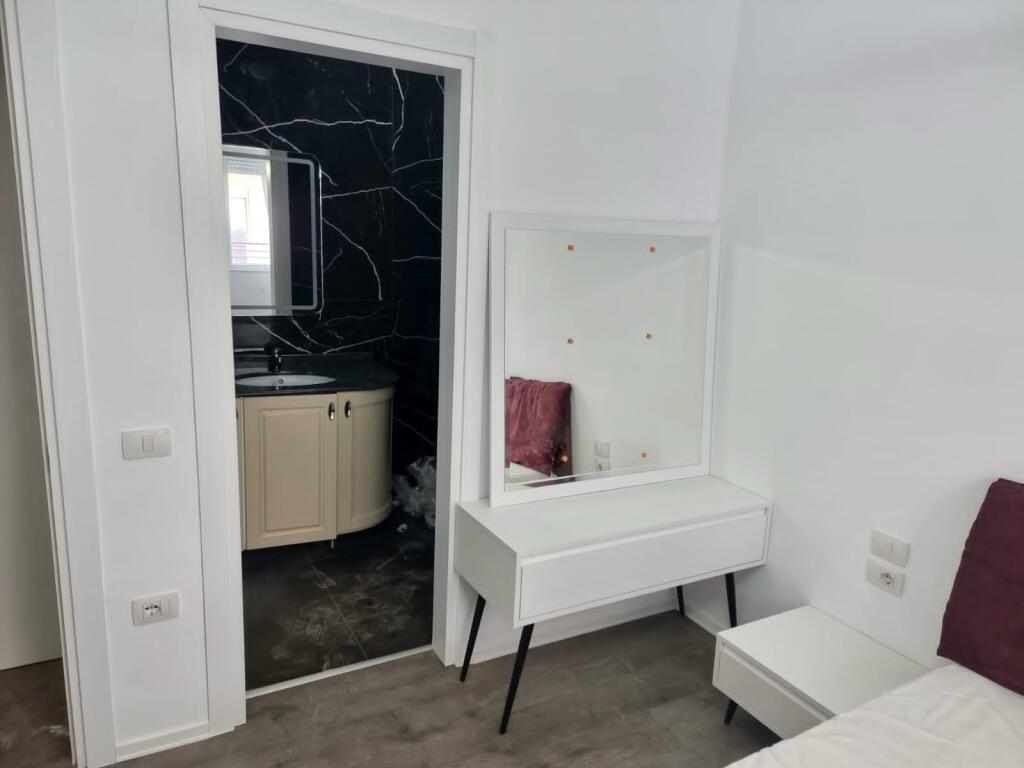 For sale: 2+1 apartment on the FZ side, 90m2.