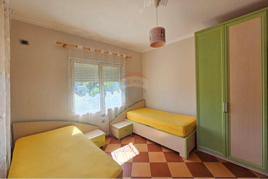 Jepet me qira vilë ne Selitë, Tiranë
