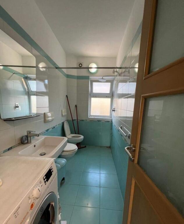A 2+1 apartment is available for rent near the former Durresi restaurant.