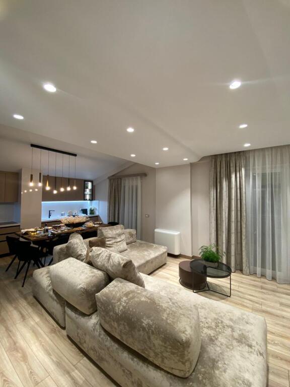 Apartament - Për Shitje - Rezidenca Platea, Tiranë