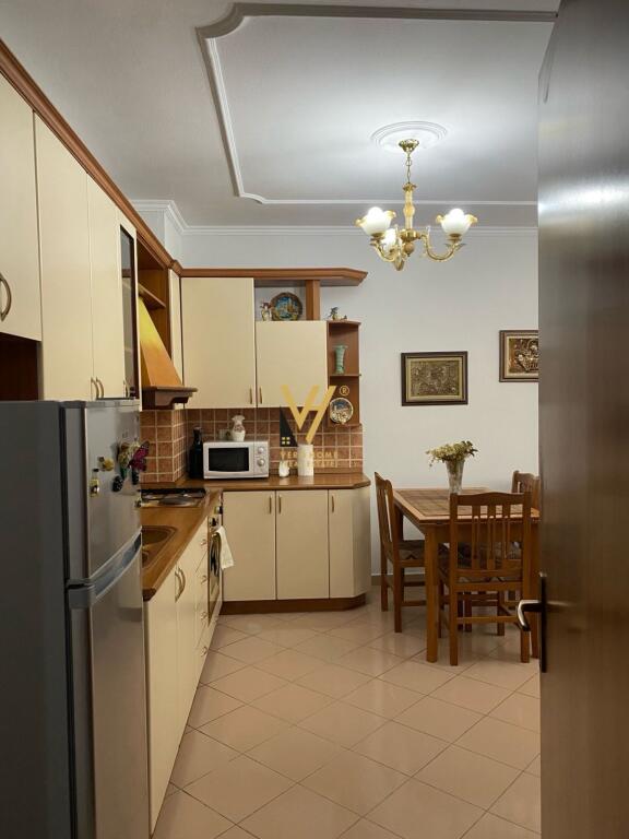 APARTMENT FOR SALE 1+1 ON TISH DAHIJA STREET, PARIS COMMUNE 155,000 EURO