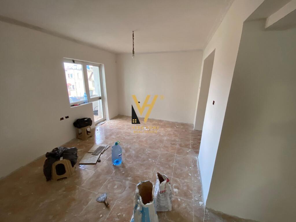 APARTMENT FOR SALE 2+1+BALCONY IN KOMUNA E PARISIT 155,000 EURO