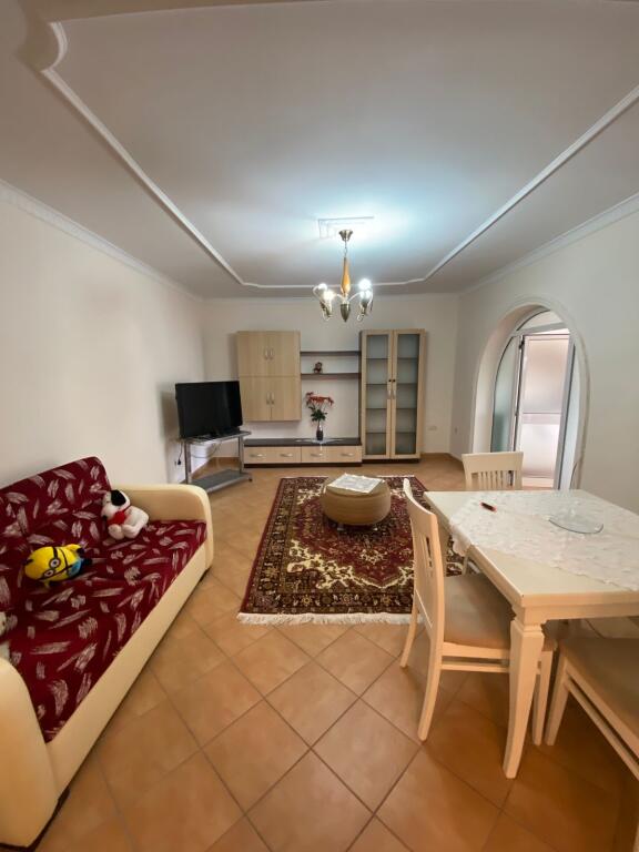 Apartment 2+1 for rent near Dinamo Stadium.