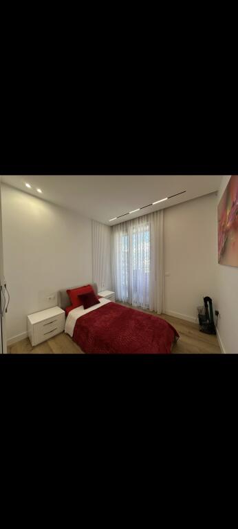 Shitet Apartament 3+1+2. 156 M2. 📍 Kompleksi Erli. Okazion 