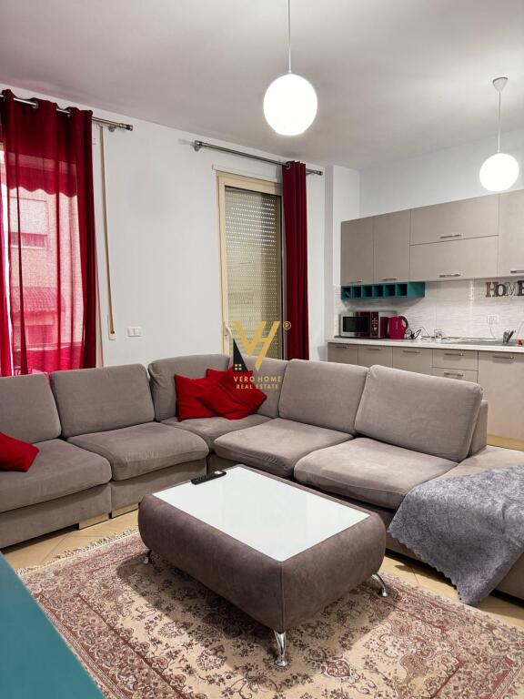 2+1+2 APARTMENT FOR RENT ON PETI STREET, ZOOLOGICAL GARDEN 700 EURO