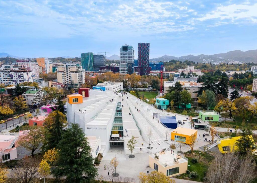 For rent, Business Space – Pyramid, Tirana