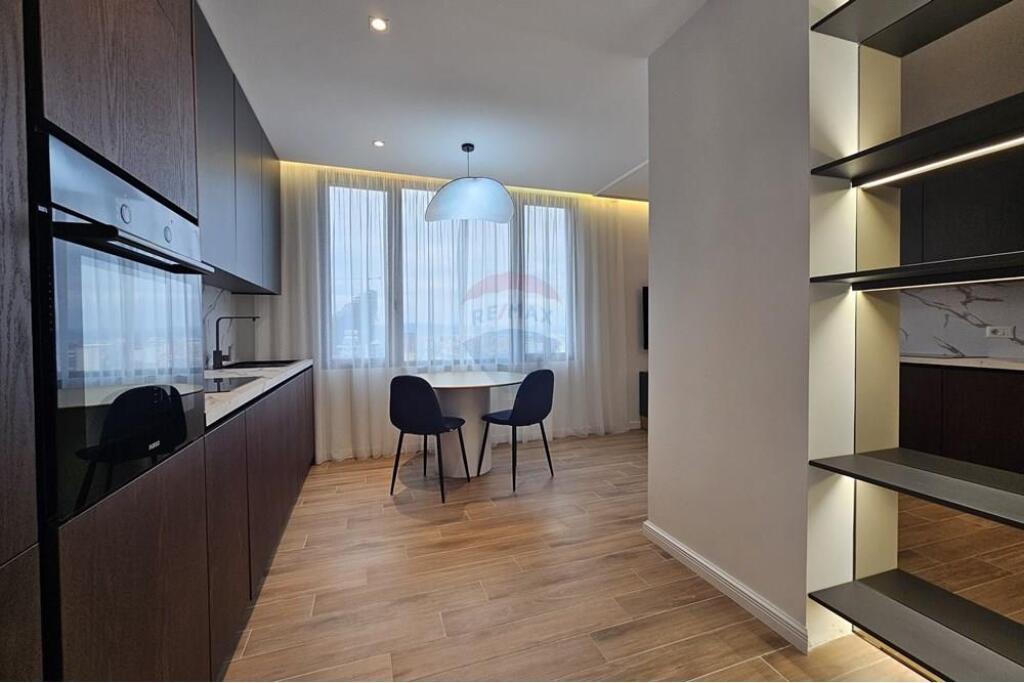 Apartament - Për Qira - Shallvaret, Tiranë
