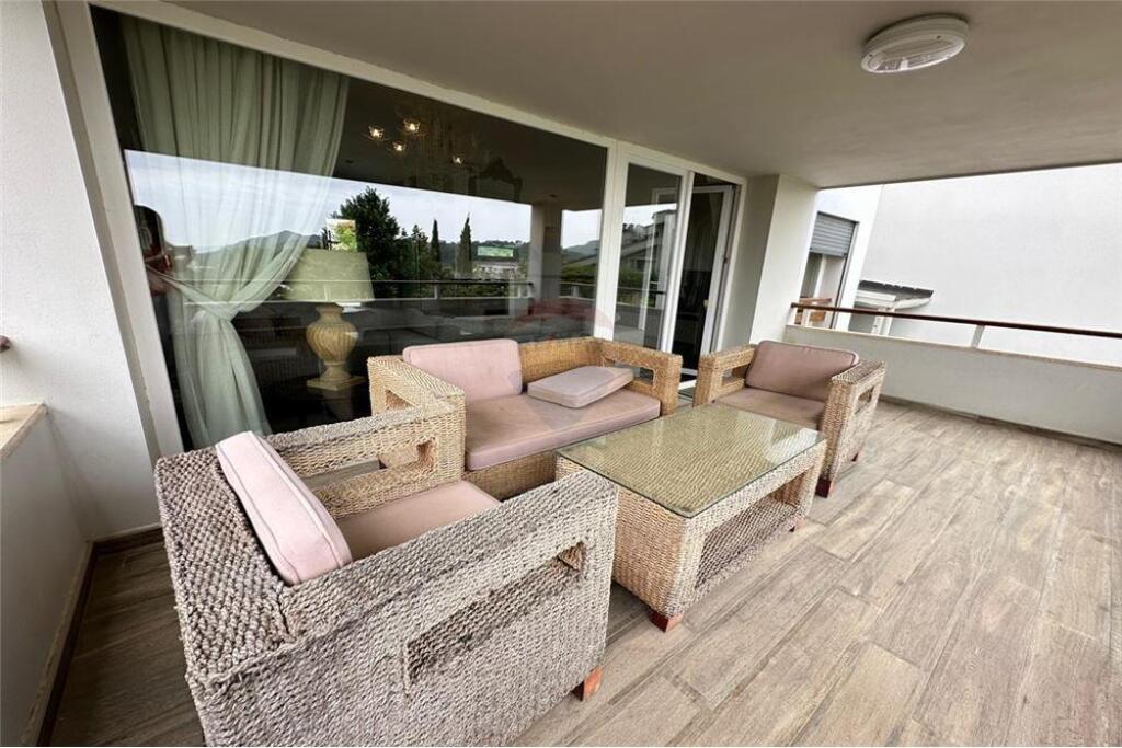Villa for rent at Long Hill Residence.
