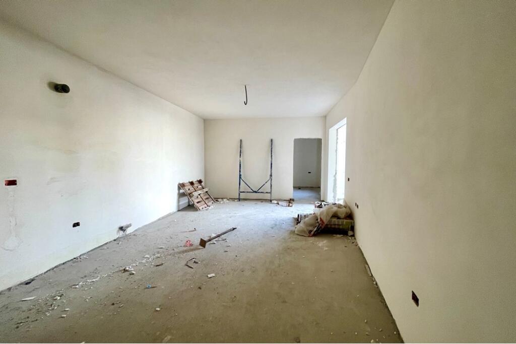 Apartment 2+1 +2 bathrooms for sale at Corner Residence, Vasil Shanto.
