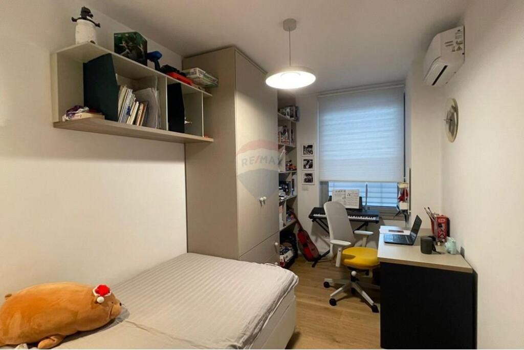 3 +1 for rent near Dinamo Stadium +2 parking spaces