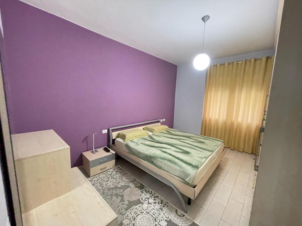 Apartament 2+1 me qira Komuna e Parisit 