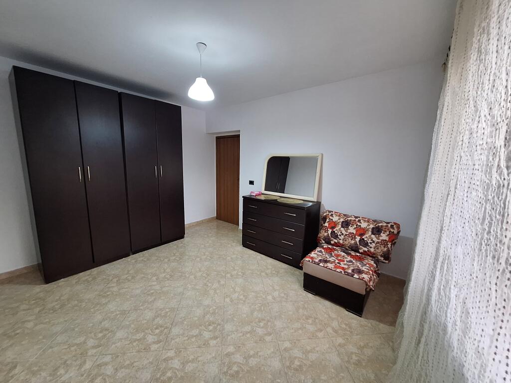 1+1 Apartment Electric Market