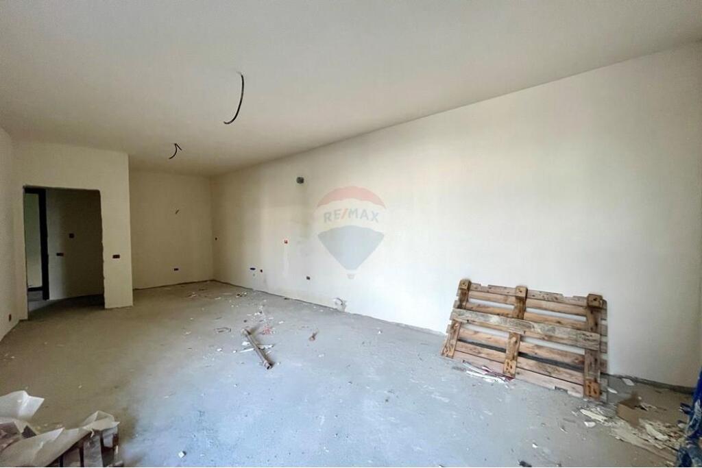 Apartment 2+1 +2 bathrooms for sale at Corner Residence, Vasil Shanto.