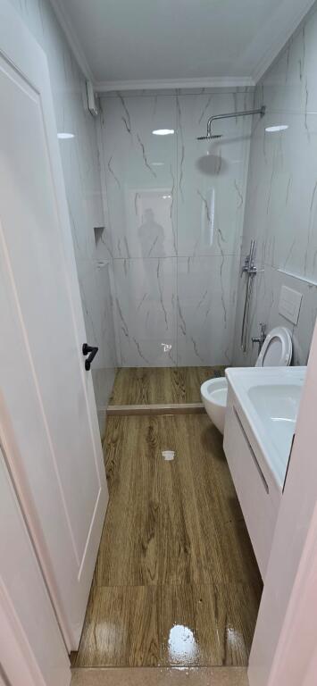 🏢Kavaja Street, near Polyclinic No. 9, a 2+1 apartment is for sale for €169,000.