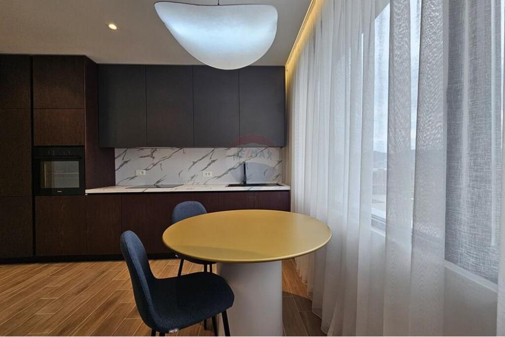 Apartament - Për Qira - Shallvaret, Tiranë