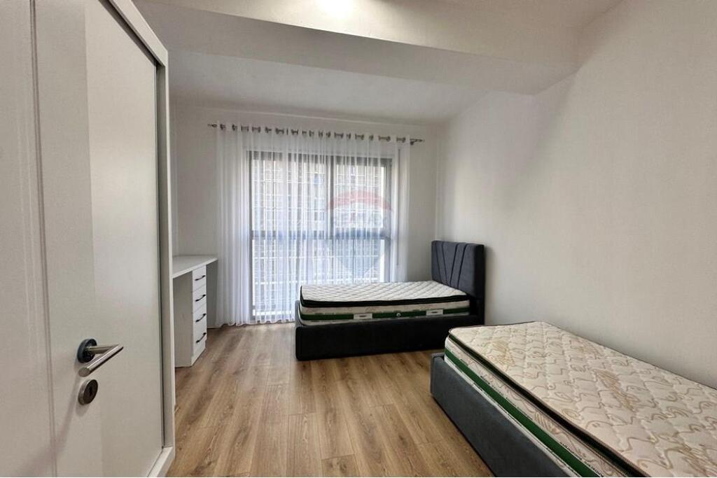 2+1+2 Apartment + Parking for rent