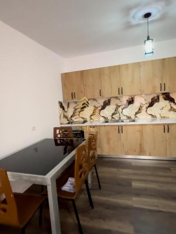 Rent, Apartment, 2+1+blk, Shkoze, 450 Euro/month