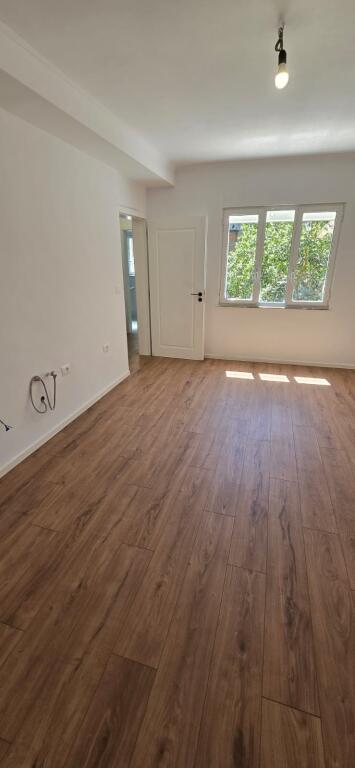 🏢At Mozaiku in Tirana, Sander Prosi Street, a 1+1 apartment is for sale for 110,000 euros.