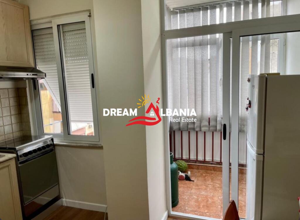 1+1 Apartment for Sale in Komuna E Parisit (ID 41111072)