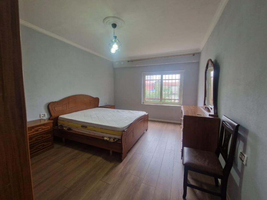 Apartment 2+1+2 for sale near the Red School.
