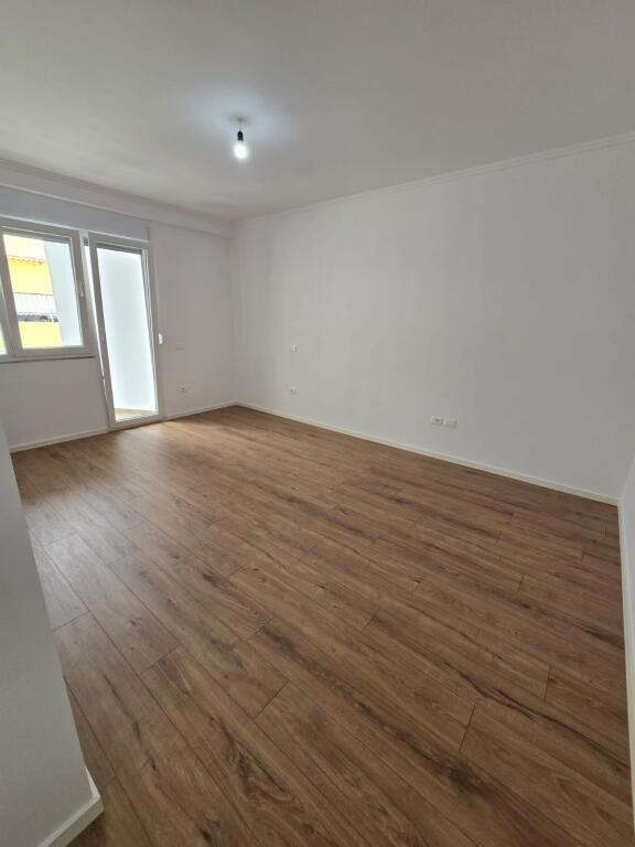 🏢 Kavaja Street, near Condor Center, a 2+1+2 apartment is for sale for €210,000 🏢