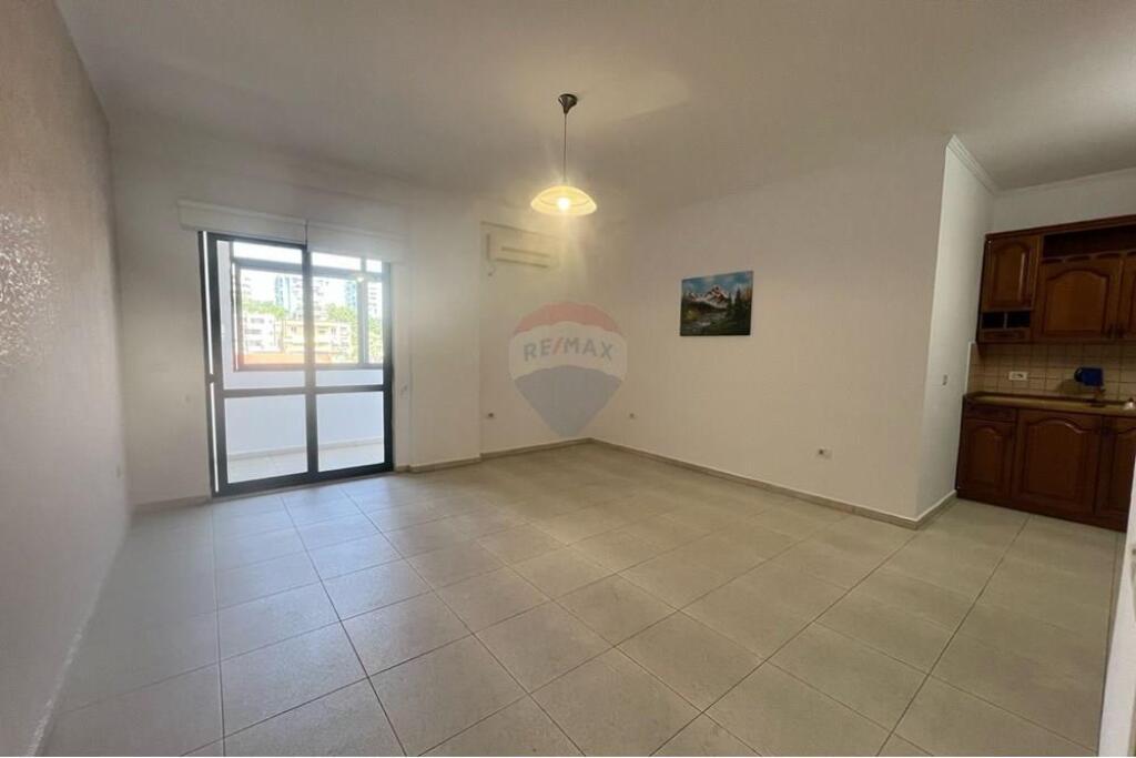 OFFICE SPACE FOR RENT NEAR DINAMO STADIUM