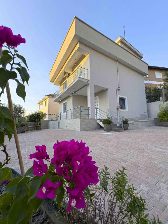 Luxury villa for rent near the German Villas.