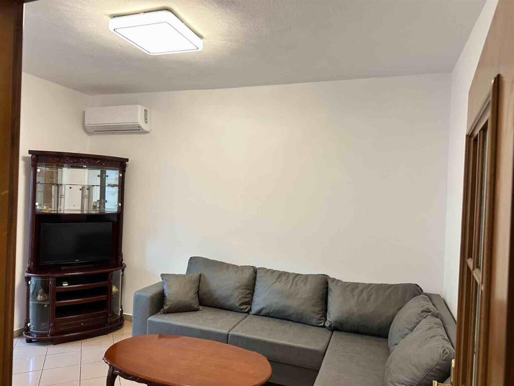 1+1 Apartment Mistira e Drejtesis (Fortuzi)