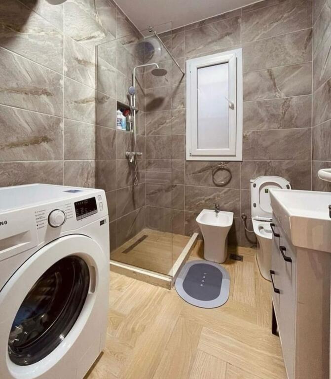 Affittasi appartamento 2+1, via Ndre Mjeda Complesso Contatto 690 euro