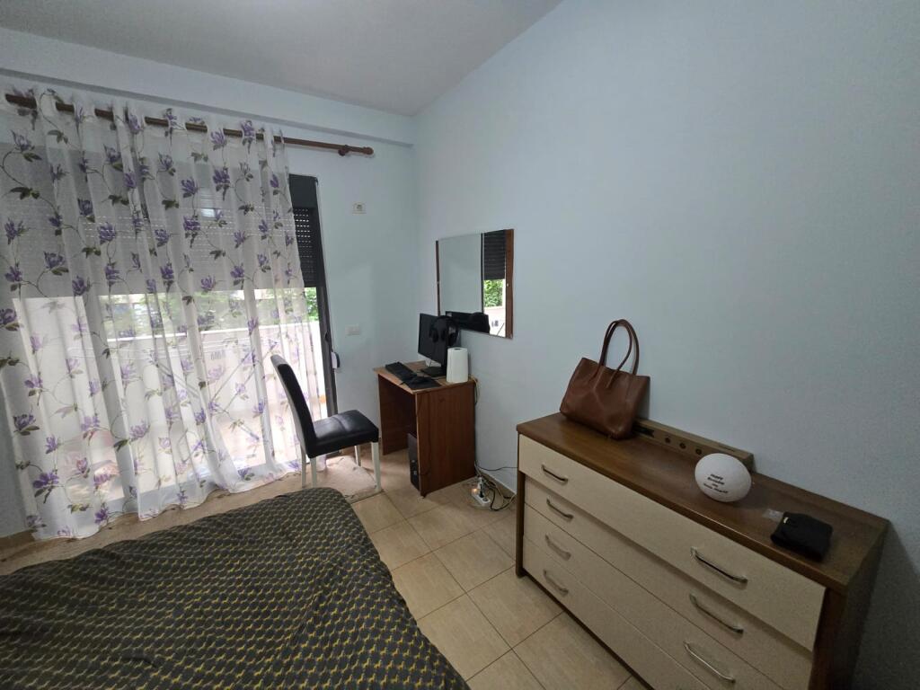 Appartamento in affitto 1+1 ad Astir (ID B2101098) Tirana.