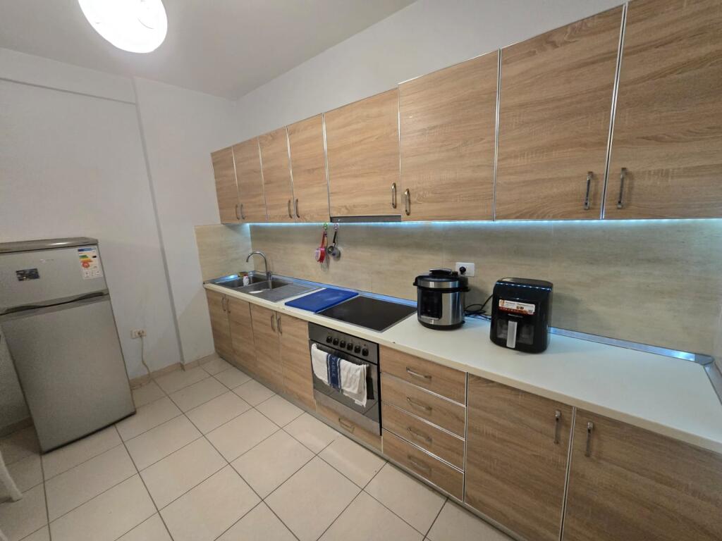 Appartamento in affitto 1+1 ad Astir (ID B2101098) Tirana.