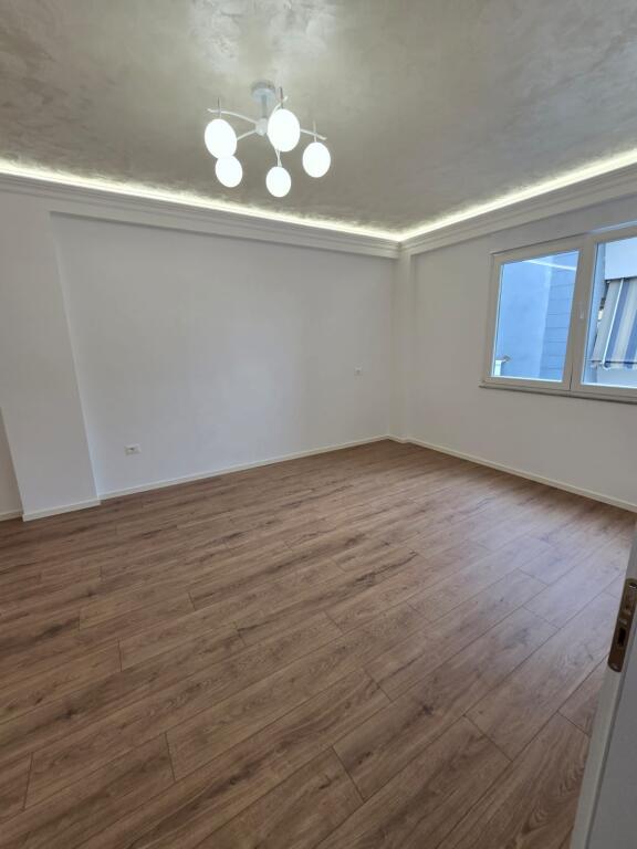 🏢 Kavaja Street, near Condor Center, a 2+1+2 apartment is for sale for €210,000 🏢