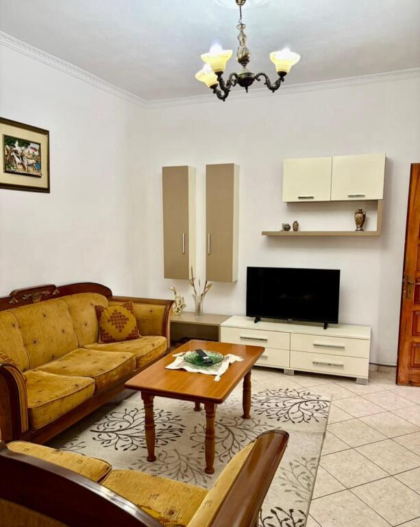 House for Rent 2+1 Near the Former Bus Park (ID BV22428) Tirana