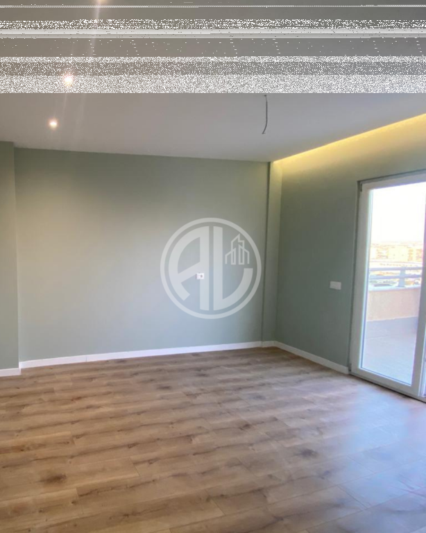 For sale: 2+1 apartment in Neighborhood 5, near Kazazi, Durres. The apartment has been recently renovated and is ready for furnishing.