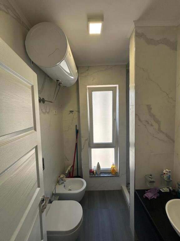 Super mundesi Ekzkluzive Shitet apartament 1+1 te Ish Fusha e Aviacionit