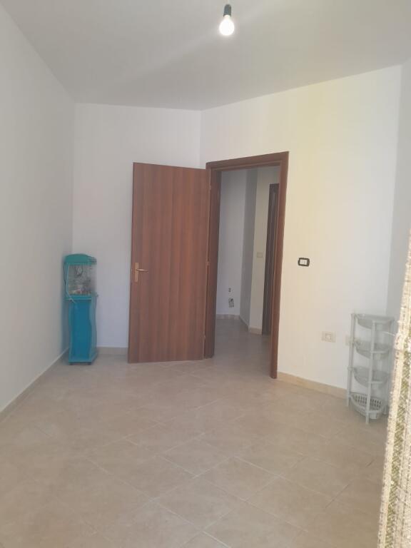 Jepet Apartament 2+1 me qira, Don Bosko 