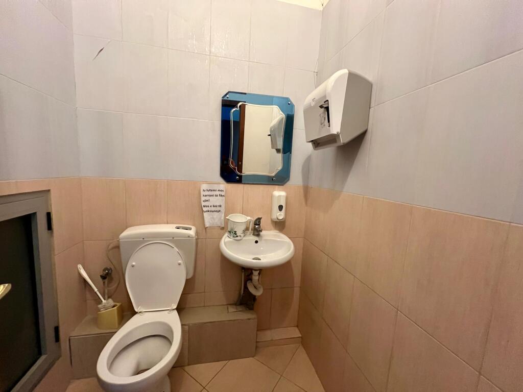 Rent, Business Space "Pazari i Ri", Tirana.