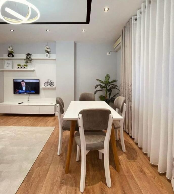 Affittasi appartamento 2+1, via Ndre Mjeda Complesso Contatto 690 euro