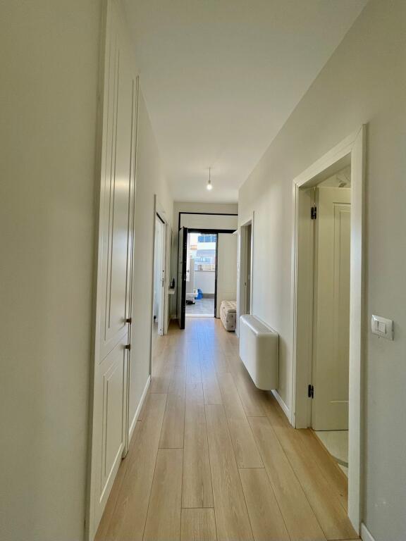 3+1, furnished, with parking, 900 euros