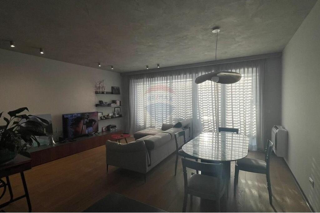 3 +1 for rent near Dinamo Stadium +2 parking spaces