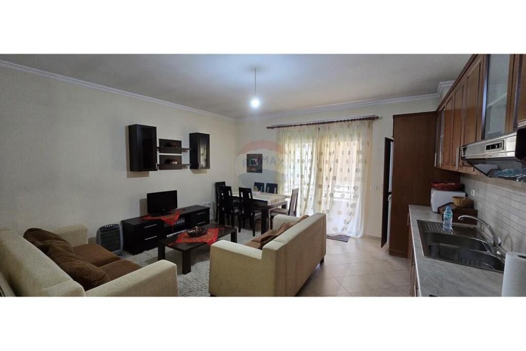 2+1 apartment for rent in Kodra e Diellit!