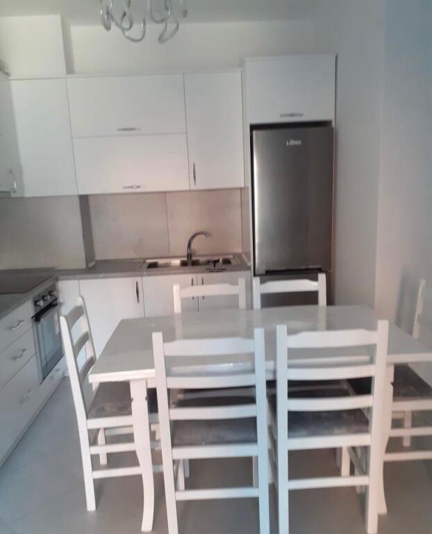 APARTAMENT ME QERA 1+1 ASTIR 450 EURO