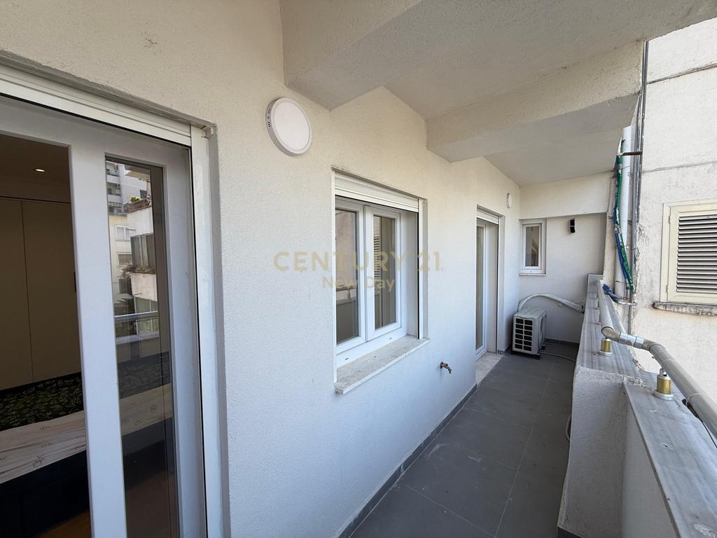 1+1 apartment for rent near the Blue Star shopping center, Durrës!