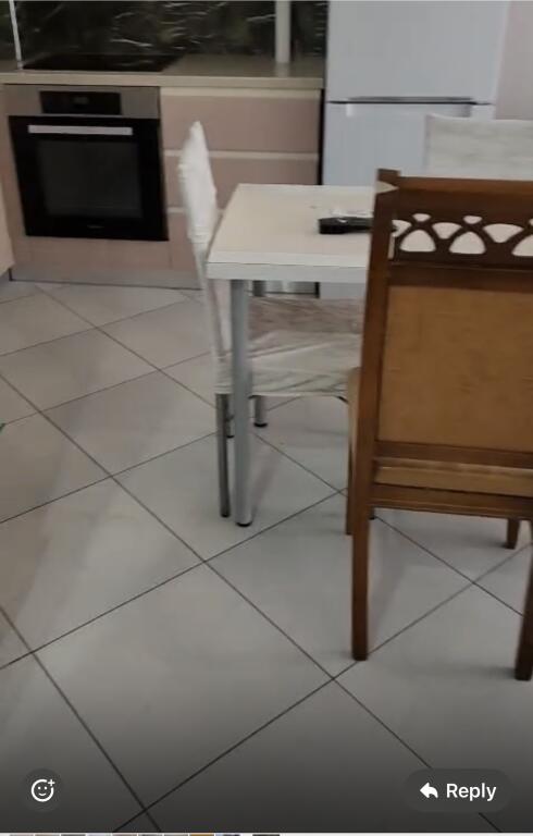 1+1, furnished, at Golden Park, 400 euros.