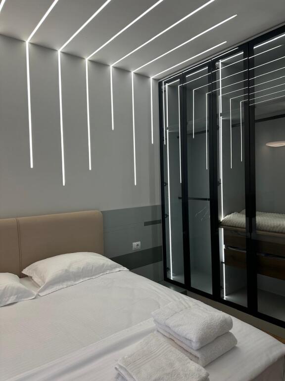 2+1+2 apartment + parking space for rent