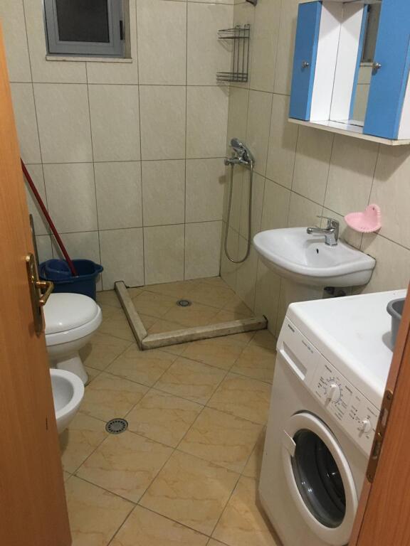 Appartamento in affitto 1+1 ad Astir (ID B210100) Tirana