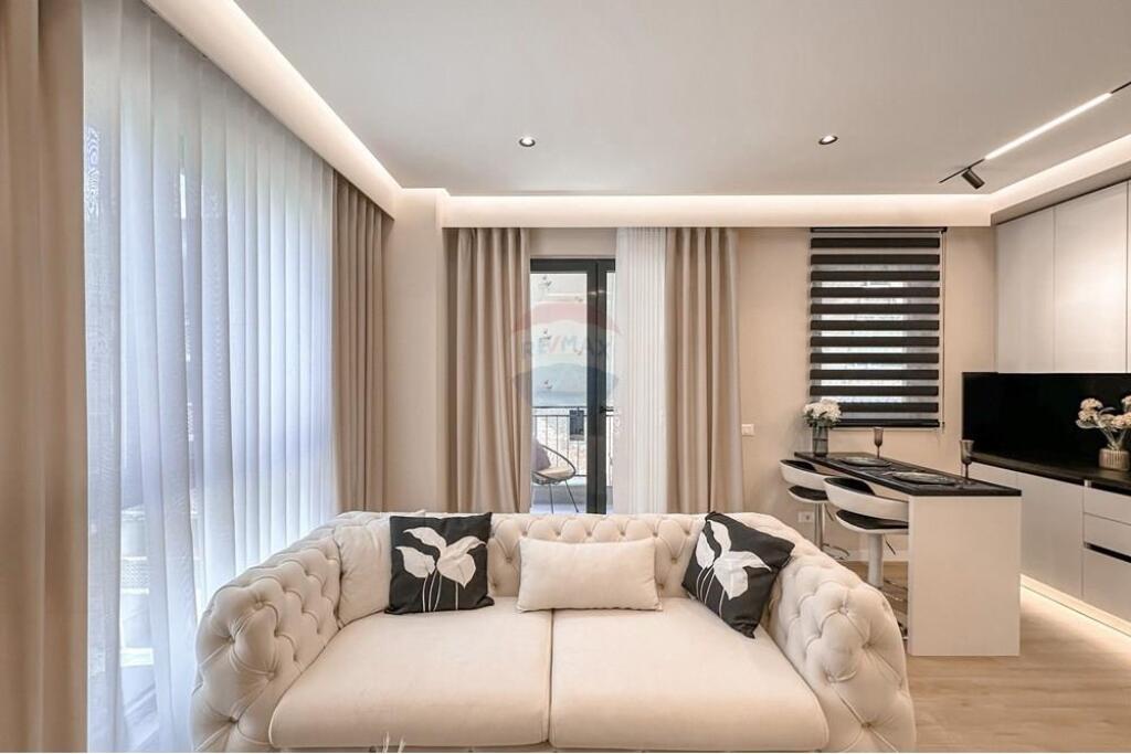2+1 apartment for sale in Pazari i Ri