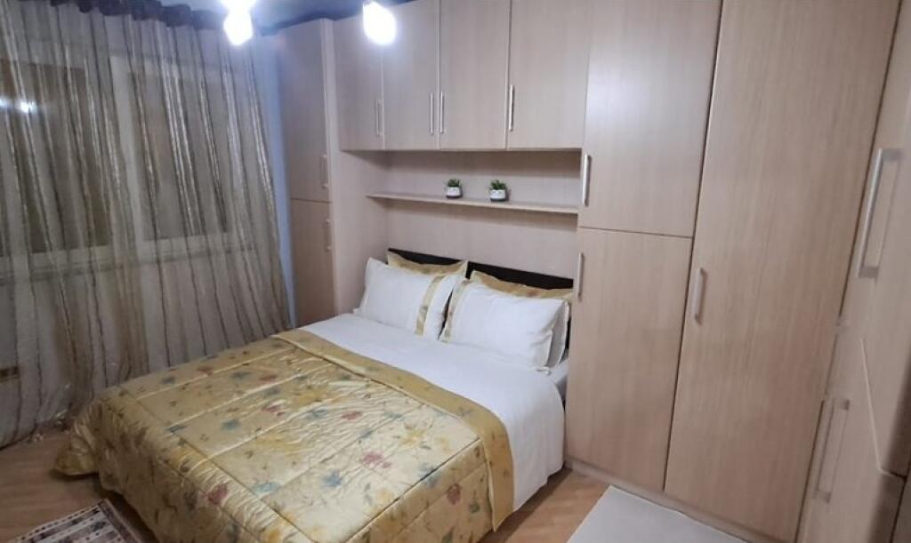1+1 Apartment for Rent – Elbasan Street, near the Artistic High School 500 € /Month