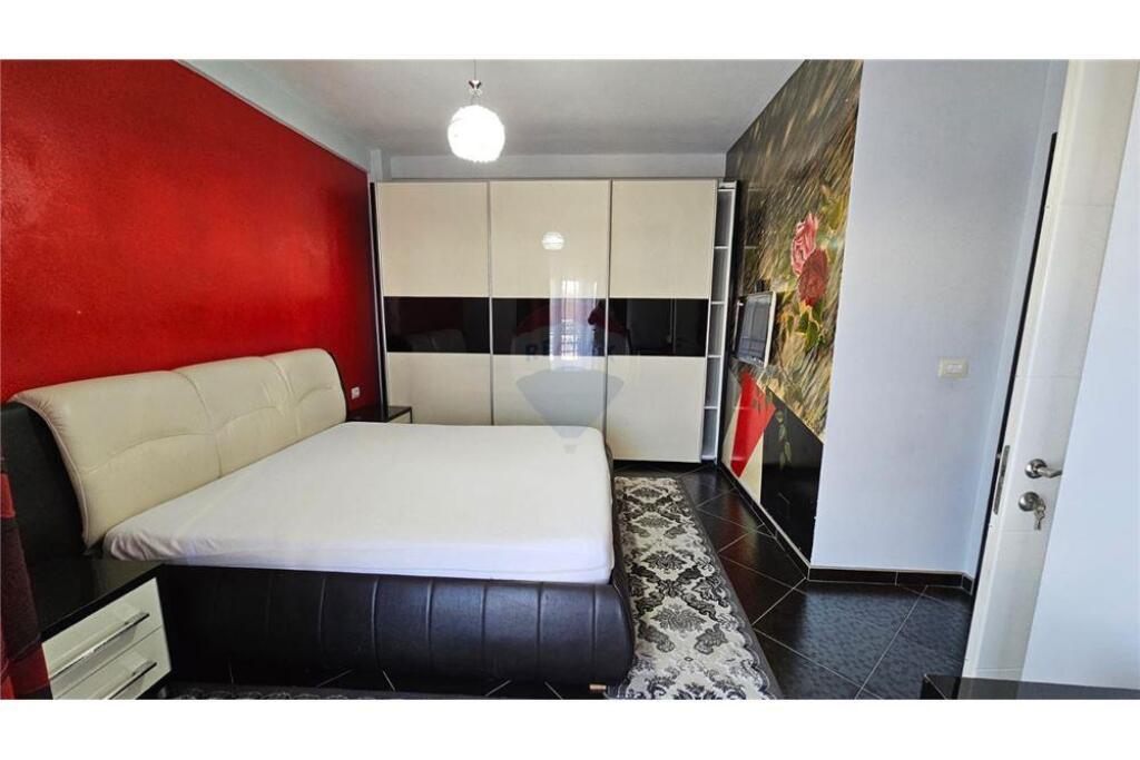 A 3+1 apartment is for rent at Bulev. Zogu I.